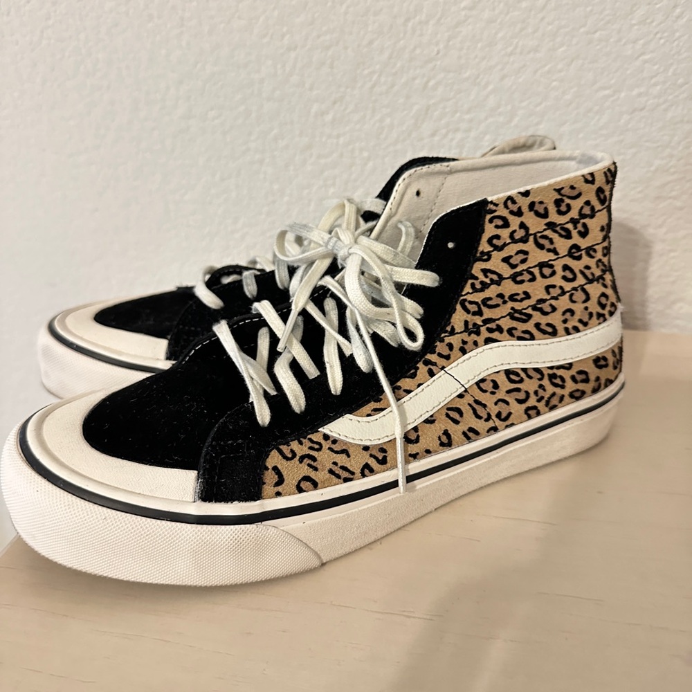 High top leopard Vans